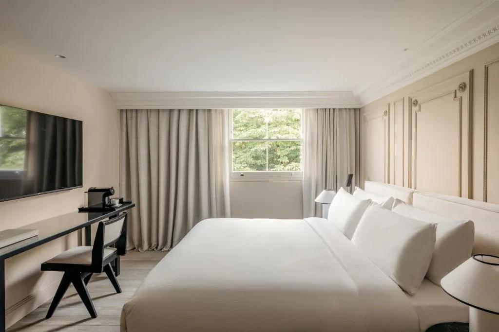 The Caesar Hotel - 4-star hotel in Bayswater / Hyde Park, London - photo 1