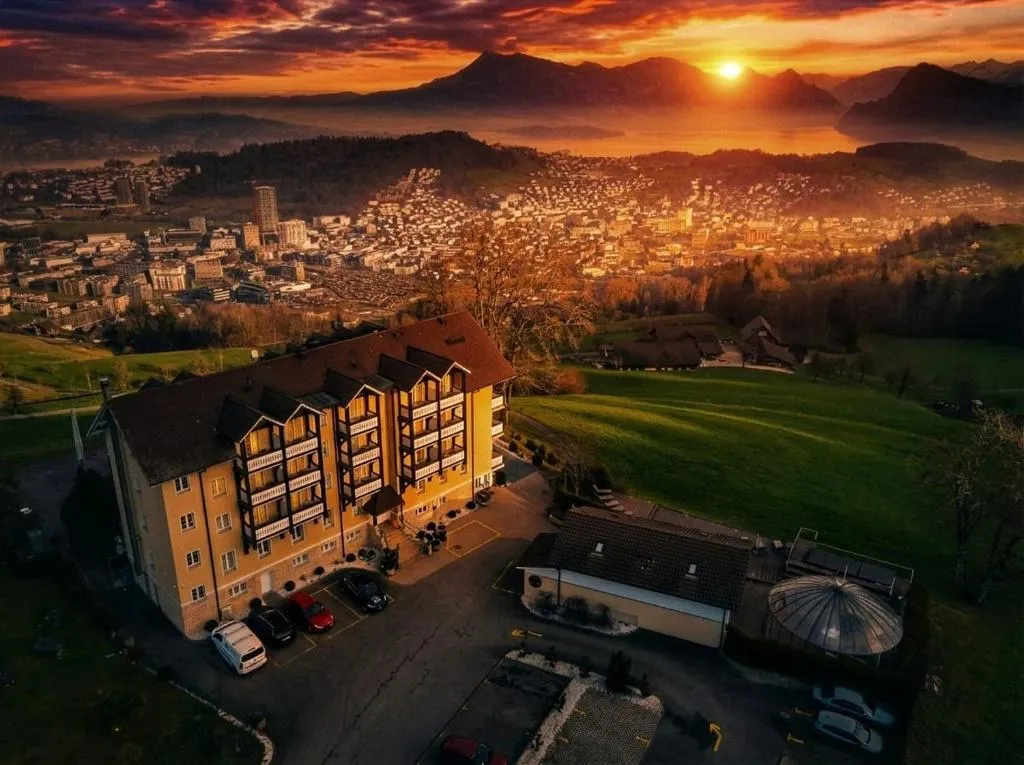 Boutique Hotel Himmelrich - Hôtel 4 étoiles, Lucerne residential ring, Lucerne - photo 1