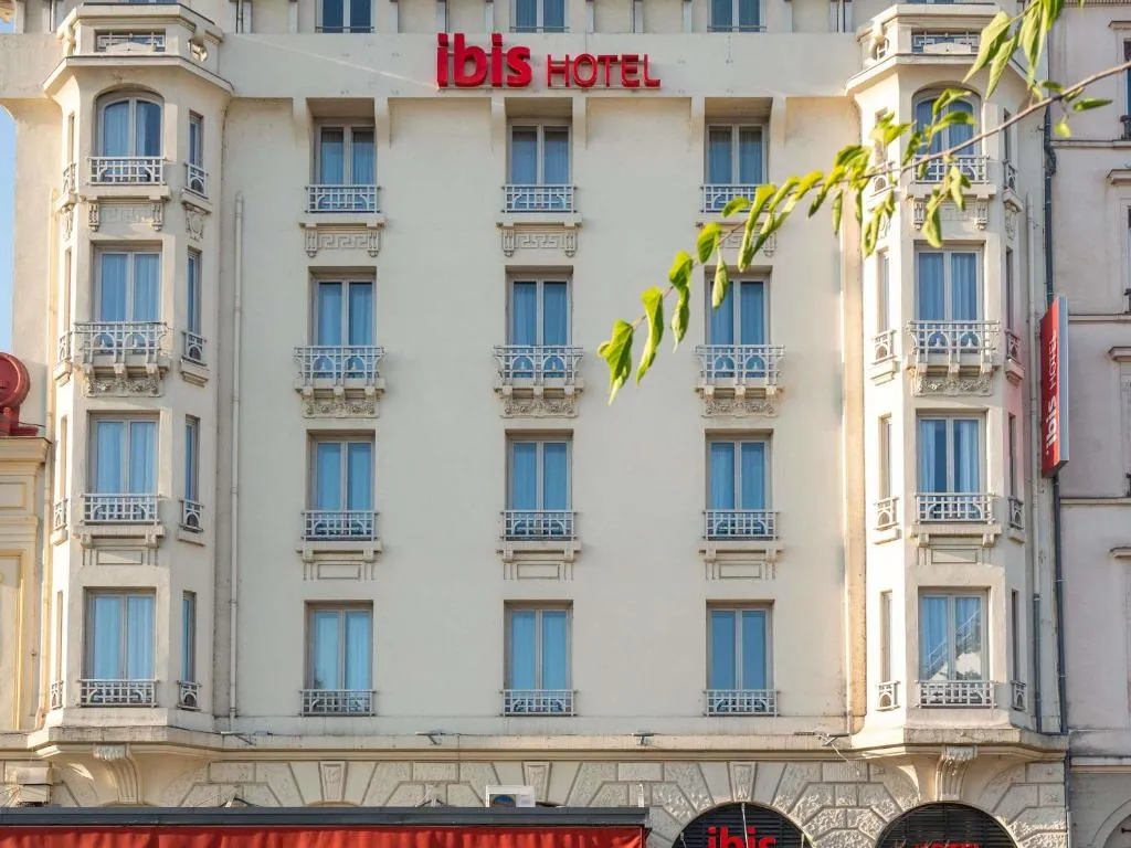 ibis Lyon Centre Perrache - Hotel de 3 estrellas en Presqu'île — 2nd arr., Lyon - photo 1