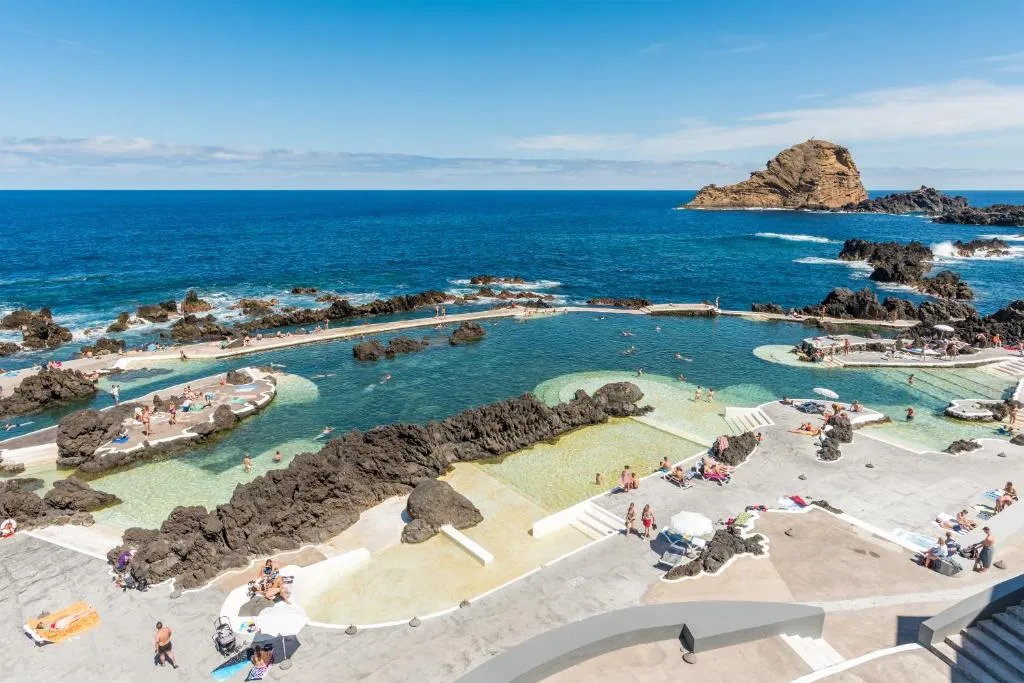 Aqua Natura Madeira - Hotel de 4 estrellas en Porto Moniz, north-west coast, Madeira - photo 1