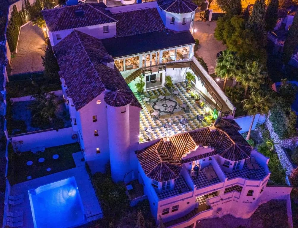 Exterior de Villa Guadalupe en la colina de El Atabal, Málaga