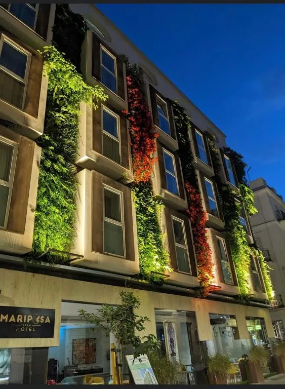 Exterior e entrada do Mariposa Hotel Málaga