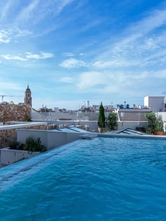 Fachada do hotel Hotel Well and Come Malaga em Malaga Centro, Malaga