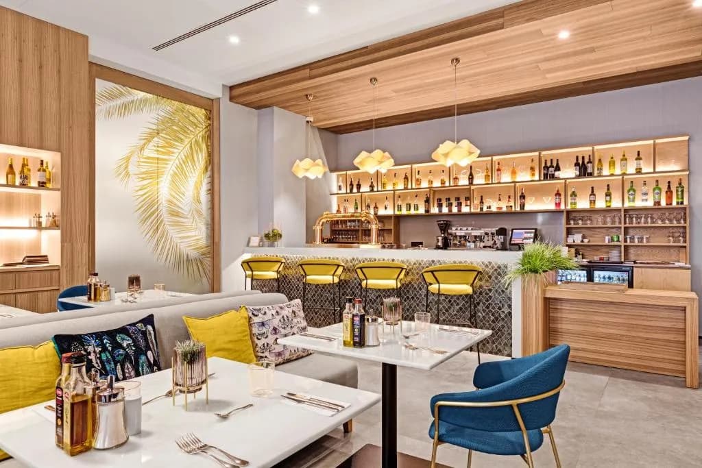 Fachada del Hotel Protur Naisa en Palma