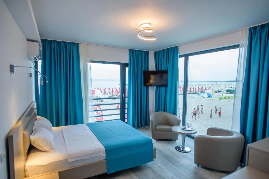 Belleview Suites - 3-star hotel in Mamaia Centru, Mamaia - photo 1