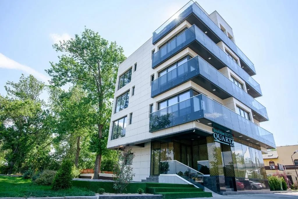 Quartz Boutique Hotel - 4-star hotel in Mamaia Centru, Mamaia - photo 1