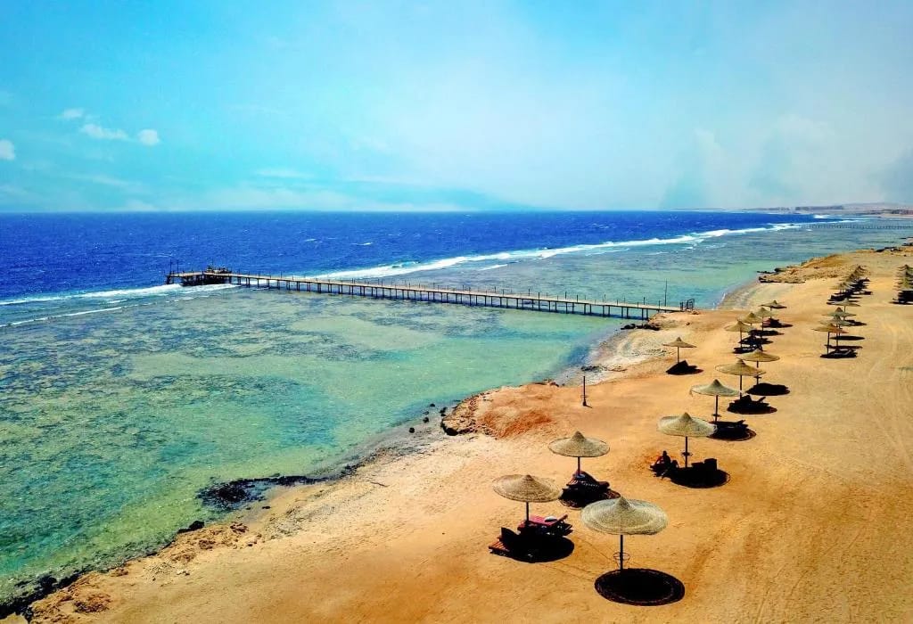 Bliss Nada Beach Resort - Hotel de 4 estrellas en Coraya Bay, 20 km south of airport, Marsa Alam - photo 1