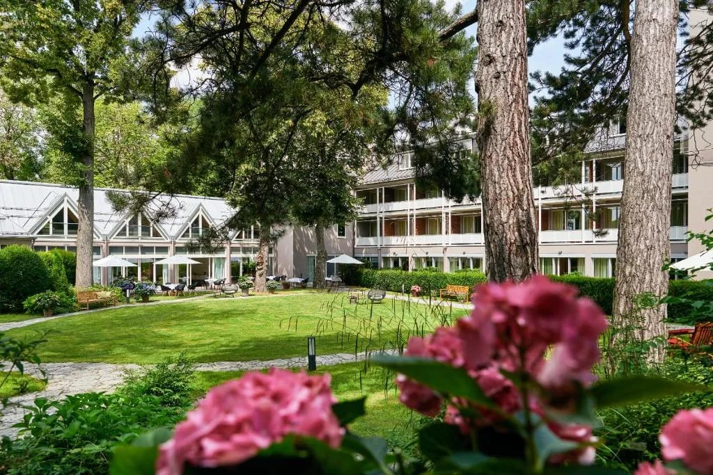 Parkhotel Rothof - Hotel de 4 estrelas em Munich, Munich - photo 1