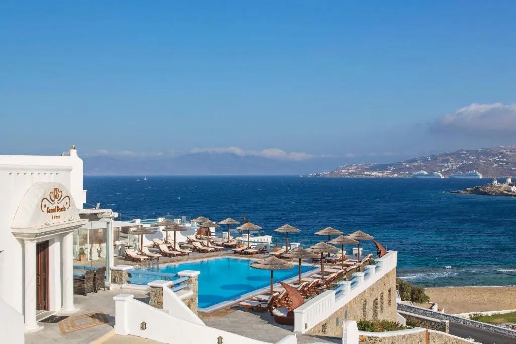 Grand Beach Hotel - Hotel de 4 estrellas en Megali Ammos, Mykonos - photo 1