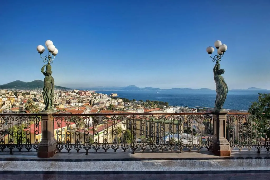 Grand Hotel Parker's - 5-star hotel in Chiaia (Corso Vittorio Emanuele), Naples - photo 1