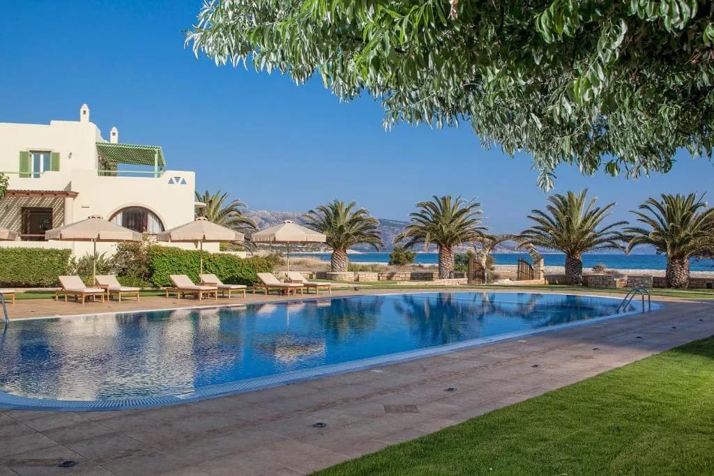 Finikas Hotel - 4-star hotel in Aliko Beach, Naxos - photo 1