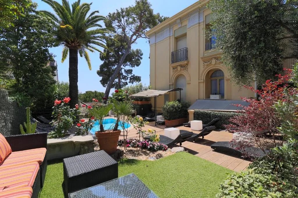 Hôtel Petit Palais - Hotel de 4 estrelas em 17, Nice - photo 1