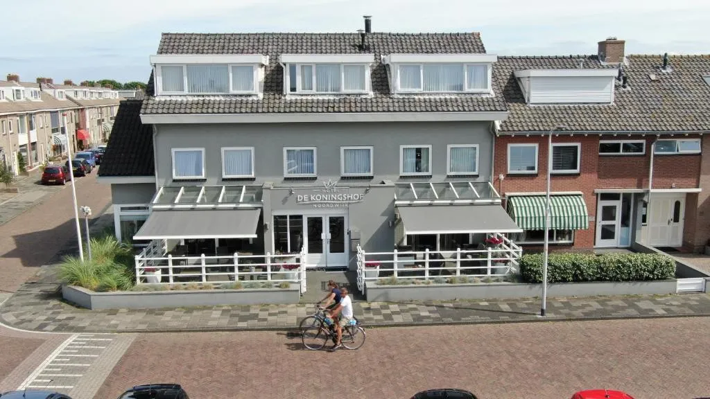 Hotel De Koningshof - 3-star hotel in Noordwijk aan Zee, Noordwijk - photo 1
