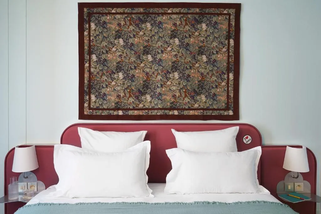 Hôtel Beauregard entrance on Rue Pétel, Paris 15th