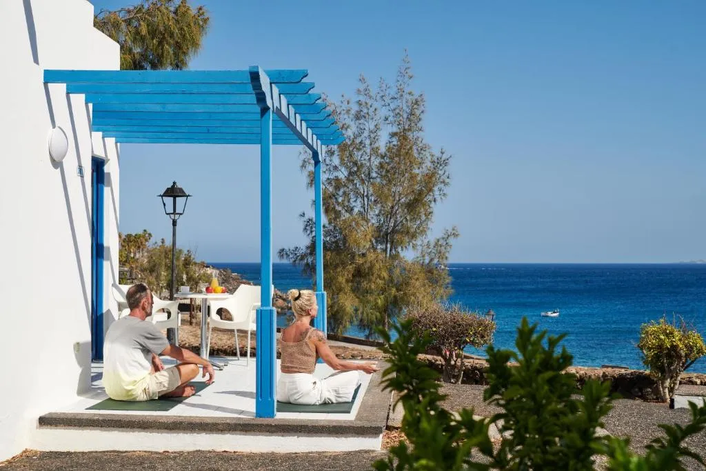 Sandos Atlantic Gardens - Hotel de 3 estrellas en Playa Blanca, Playa Blanca - photo 1