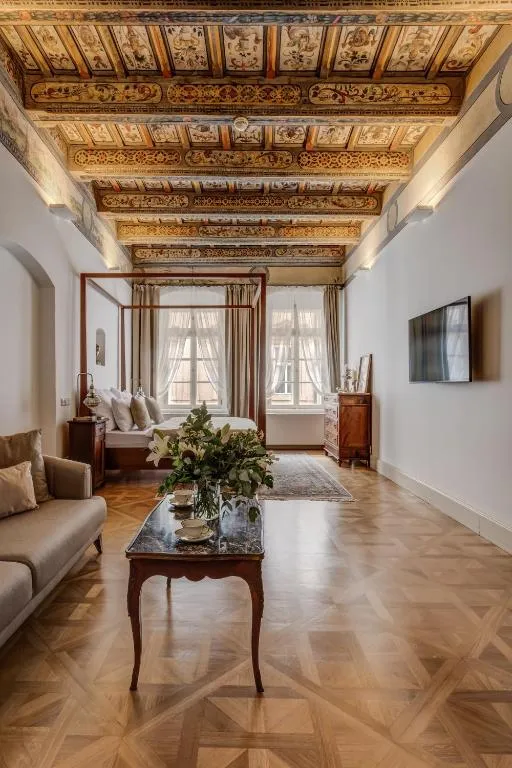 Hotel Nerudova 211 - Hotel de 4 estrellas en Malá Strana, Prague - photo 1