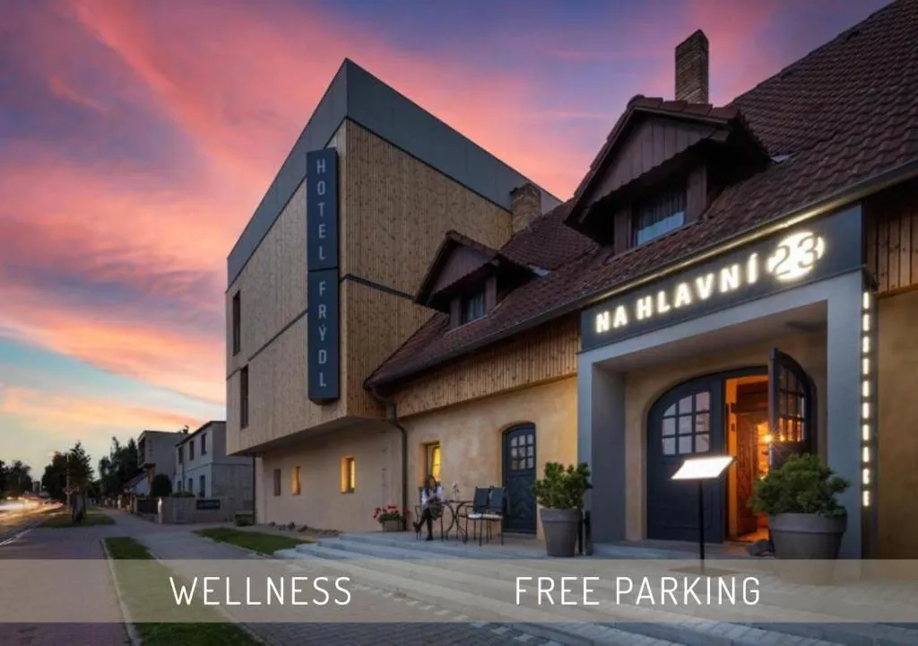 Exterior do Hotel Frýdl em Praga