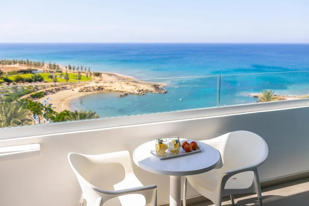 Crystal Springs Beach Hotel - Hotel de 4 estrellas en Protaras, Protaras - photo 1