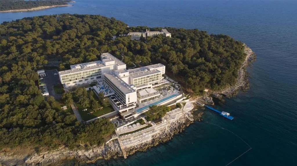 Grand Hotel Brioni Pula, A Radisson Collection Hotel - 5-star hotel in Verudela peninsula, Pula - photo 1