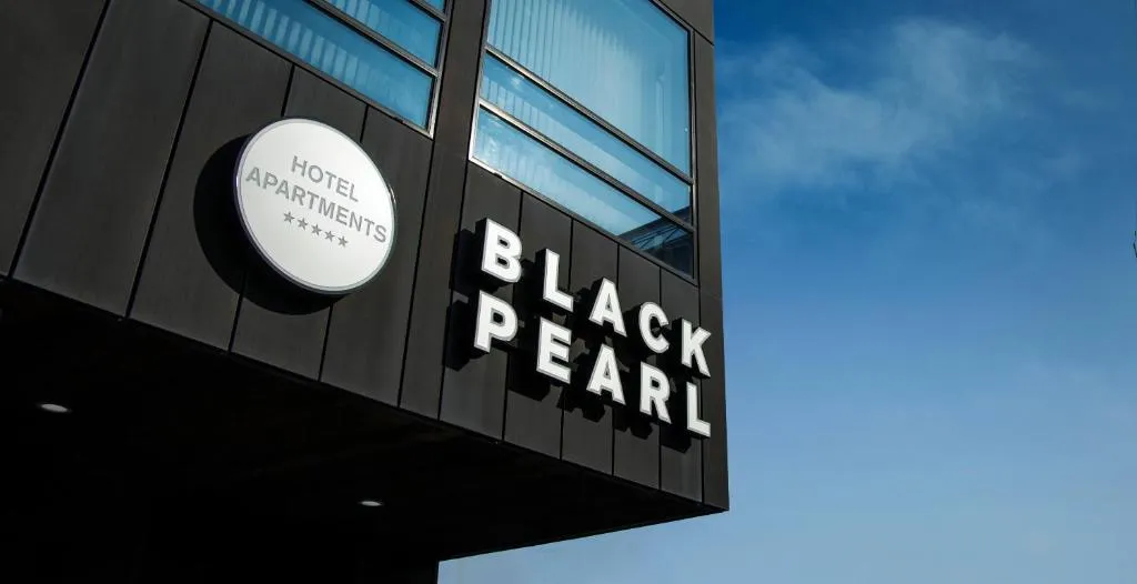 Black Pearl Apartment Hotel - 5-star hotel in Reykjavík, Reykjavik - photo 1