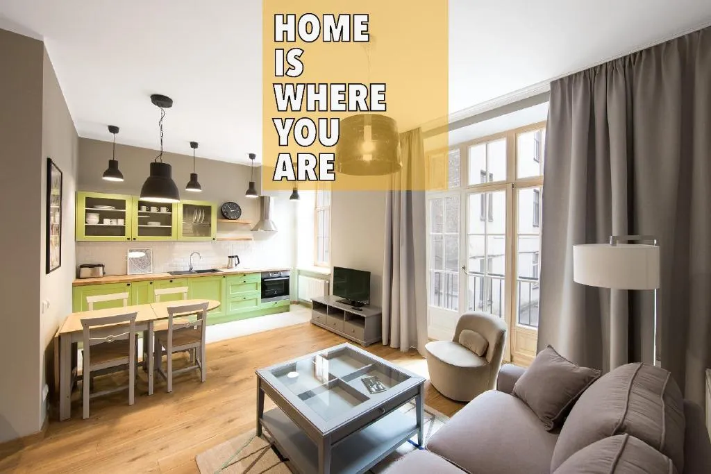 Riga Lux Apartments - Skolas - Hotel de 4 estrelas em Skolas Street, Centrs, Riga - photo 1