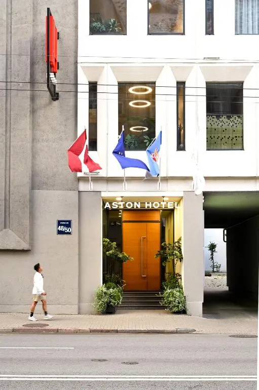 Aston Hotel Riga - Hôtel 4 étoiles, Skolas iela / 5-min walk to Vermanes Park, Riga - photo 1