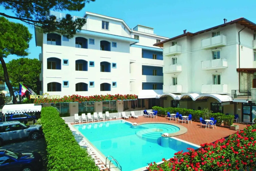Hotel Ricchi - Hotel de 3 estrelas em San Giuliano, Rimini - photo 1