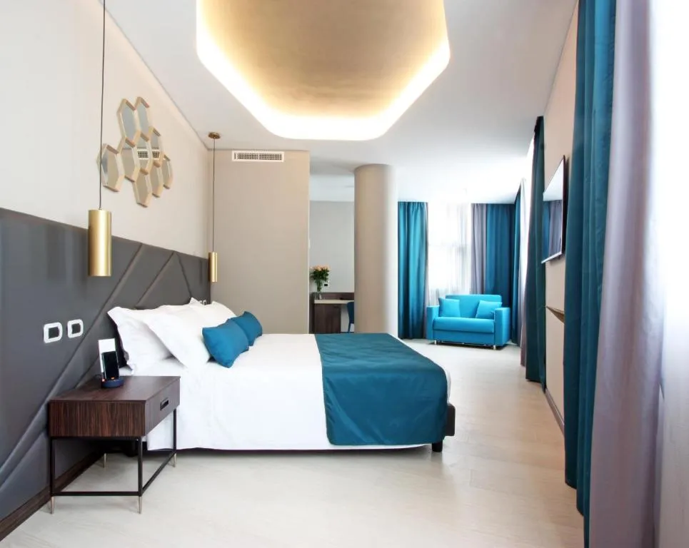 The Hive Hotel - Hotel de 4 estrellas en Central Station, Rome - photo 1