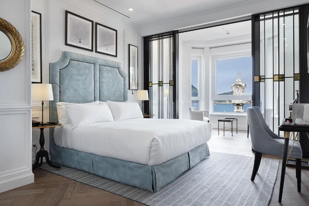 Hotel Boutique Villa Favorita - 4-star hotel in Central, 5 min walk to La Concha, San Sebastián - photo 1