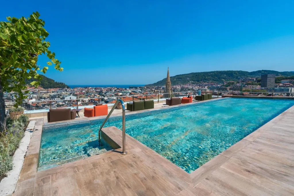 Catalonia Donosti - 4-star hotel in Donostia-San Sebastián, San Sebastián - photo 1