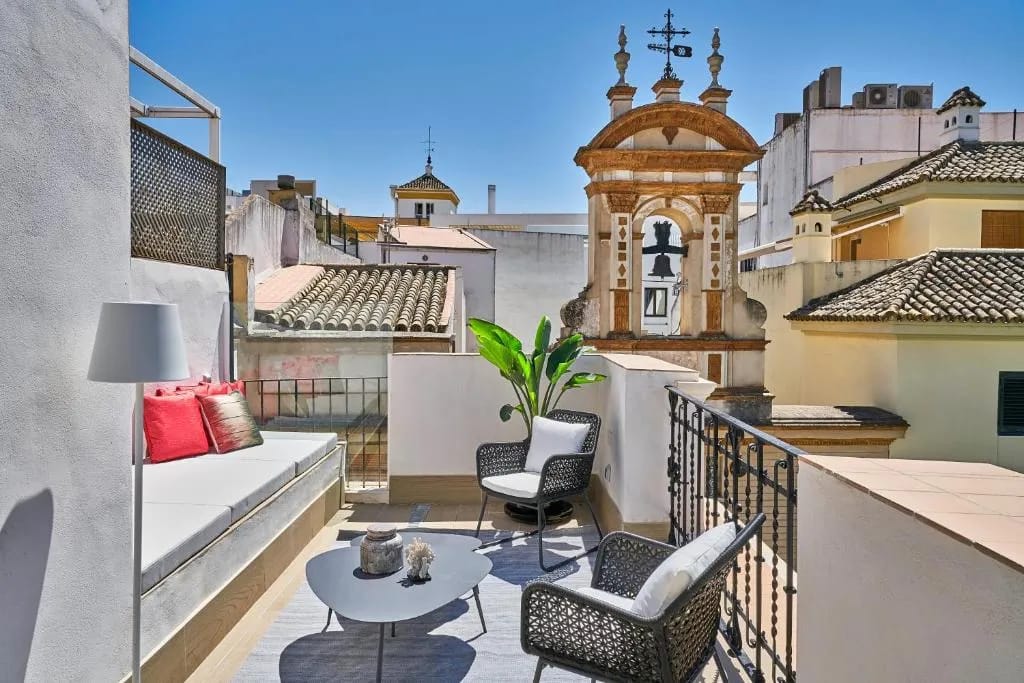 Vincci Molviedro Suites Apartments - 4-star hotel in Old Town - Plaza Molviedro, Seville - photo 1