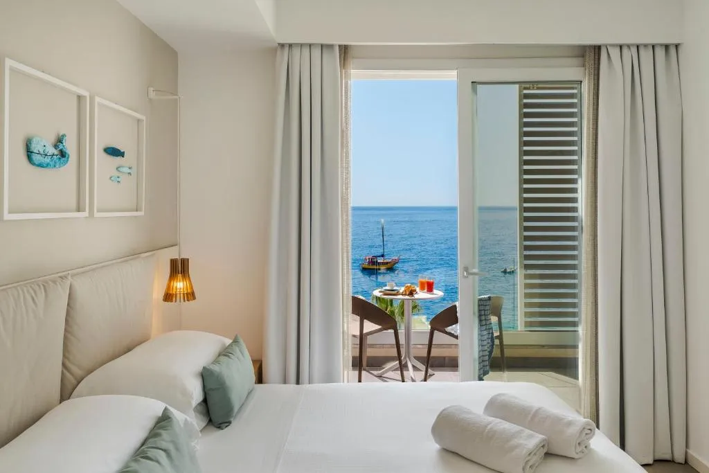 Albatros Beach Hotel - 4-star hotel in Letojanni (near Taormina), Sicily - photo 1