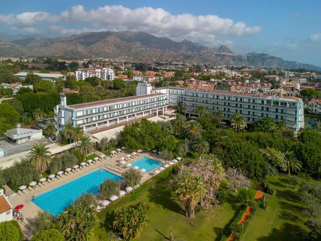 Resort UNA Hotels Naxos Beach e frente de praia, Sicília