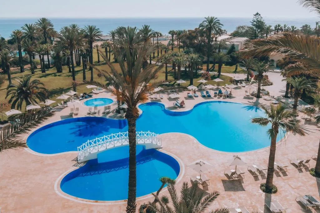 Occidental Sousse Marhaba - Hotel de 4 estrelas em Boulevard du 14 Janvier, Boujaafar Beach, Sousse - photo 1
