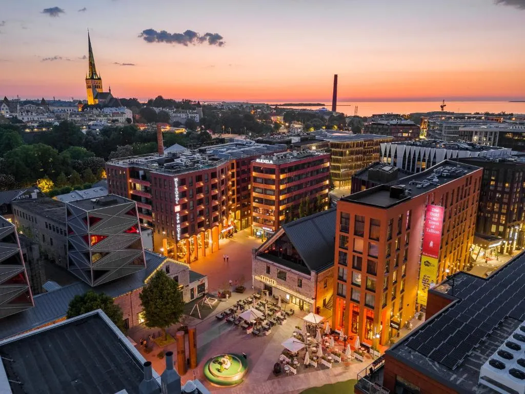 Metropol Spa Hotel - 4-star hotel in 9 Roseni, Tallinn City-Centre, 10111 Tallinn, Estonia, Tallinn - photo 1
