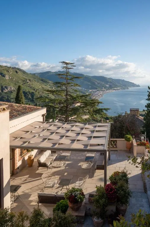 Fachada do Villa Fiorita na Via Pirandello, Taormina