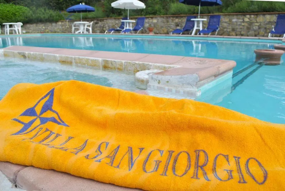 Hotel Villa San Giorgio farmhouse exterior in Poggibonsi Tuscany