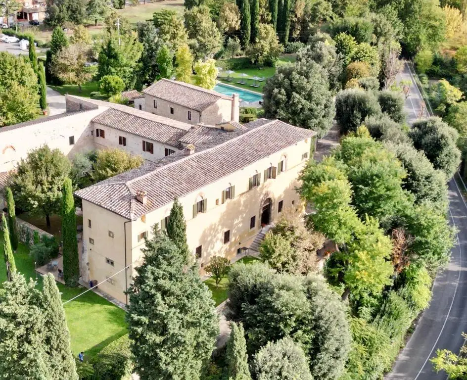 Relais Della Rovere abbey exterior in Colle Val d'Elsa