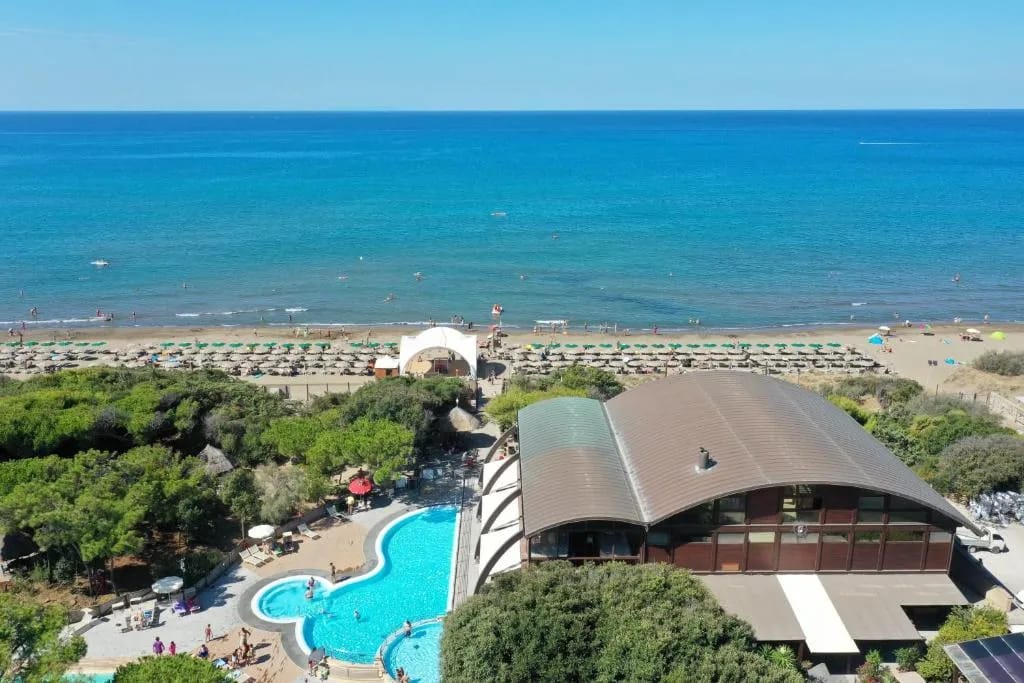 Canado Family Hotel - 4-star hotel in Marina di Castagneto Carducci, Etruscan Coast, Tuscany - photo 1