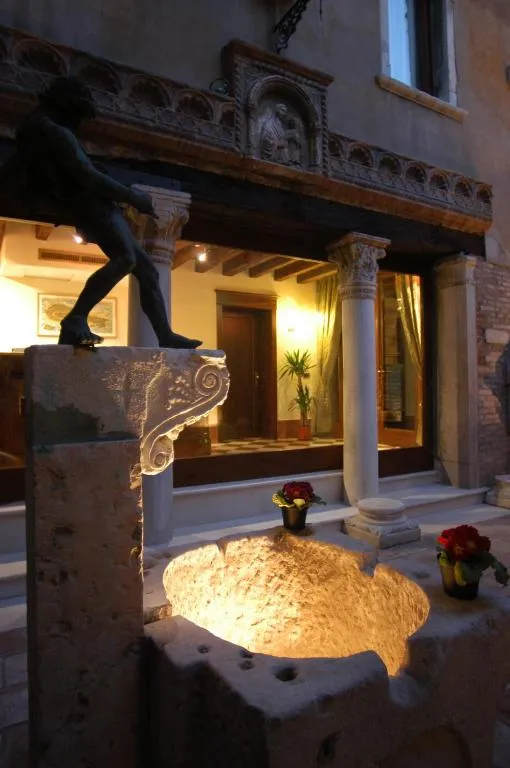 Hotel Al Ponte Mocenigo - Hotel de 3 estrellas en 30135 Venice, Venice - photo 1