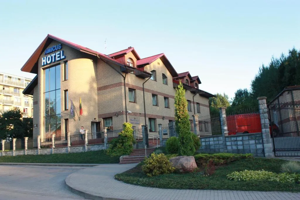 Amicus Hotel - Hôtel 3 étoiles, Naujininkai, Vilnius - photo 1