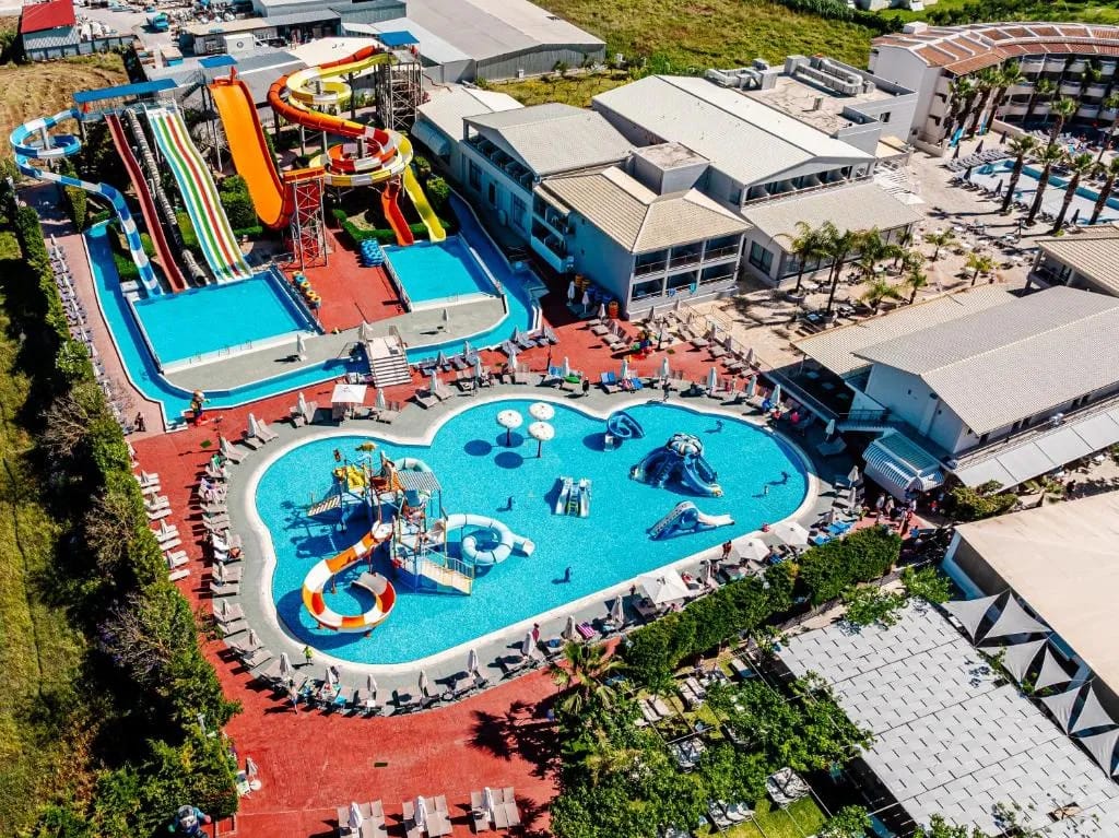 Caretta Beach Resort & WaterPark - 4-star hotel in Kalamaki, Zakynthos - photo 1