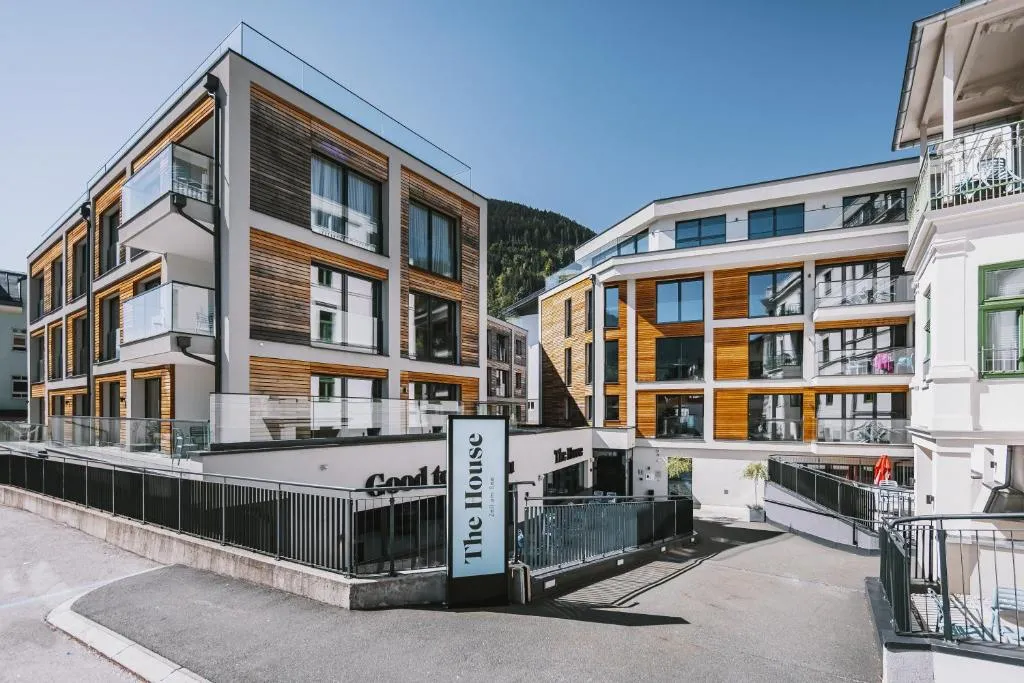 The House Zell am See - Hotel de 4 estrelas em Schulstraße, central Zell am See, Zell am See - photo 1