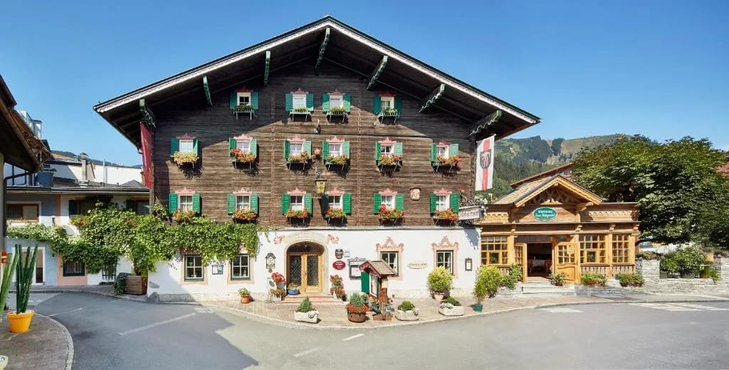 Romantikhotel Zell am See - Hotel de 4 estrelas em Central / Near Lake, Zell am See - photo 1