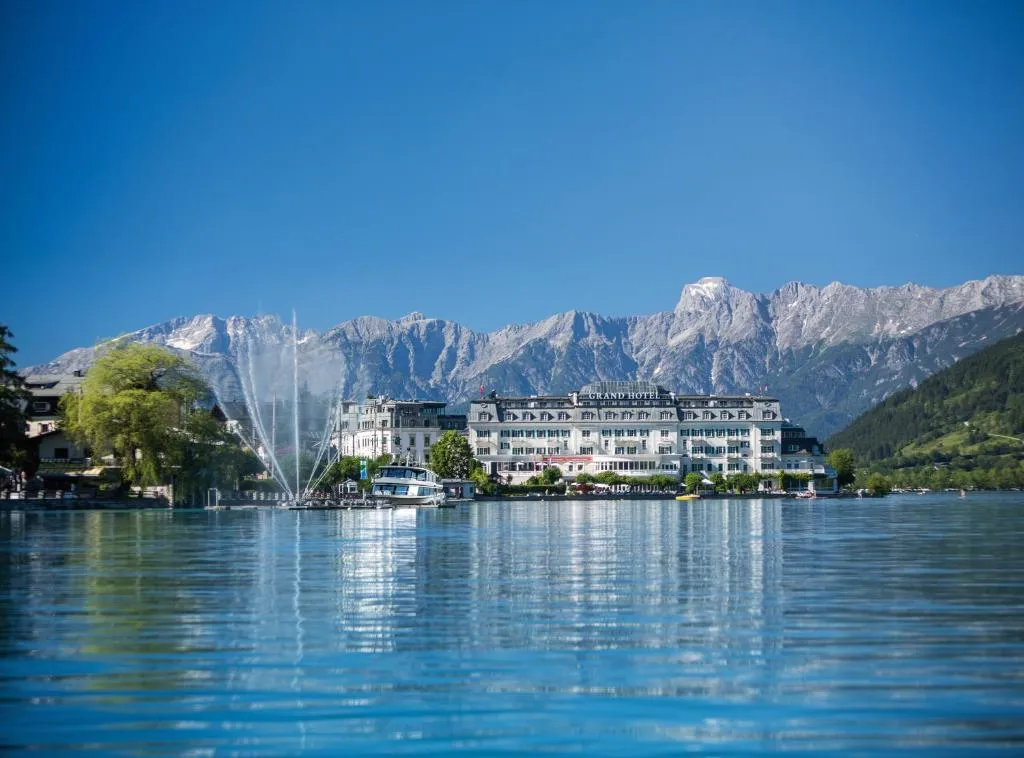 Grand Hotel Zell am See - Hotel de 4 estrellas en South Lake Shore, Zell am See - photo 1