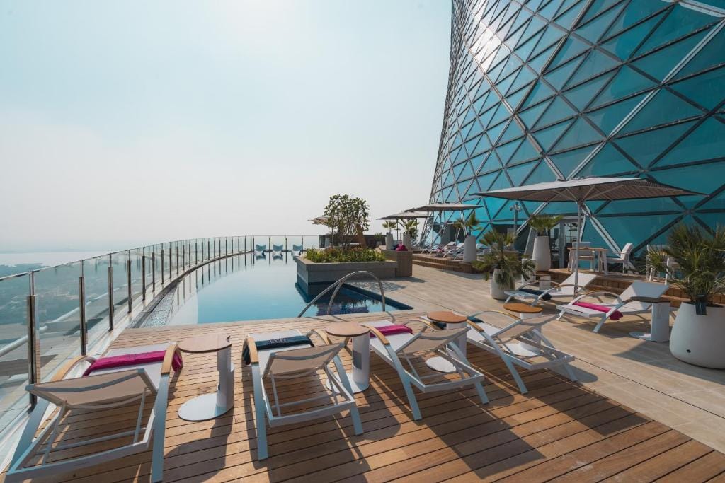 Andaz Capital Gate Abu Dhabi, By Hyatt - 5-star hotel in Abu Dhabi, Abu Dhabi - photo 1