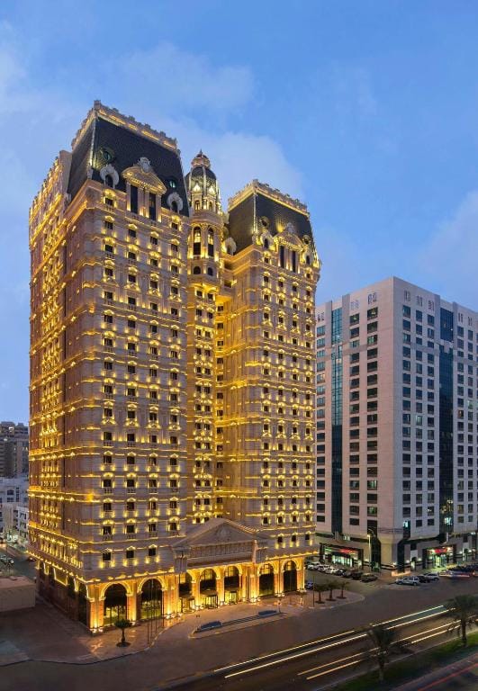 Royal Rose Hotel Abu Dhabi, Curio Collection by Hilton - 5-star hotel in Abu Dhabi, Abu Dhabi - photo 1