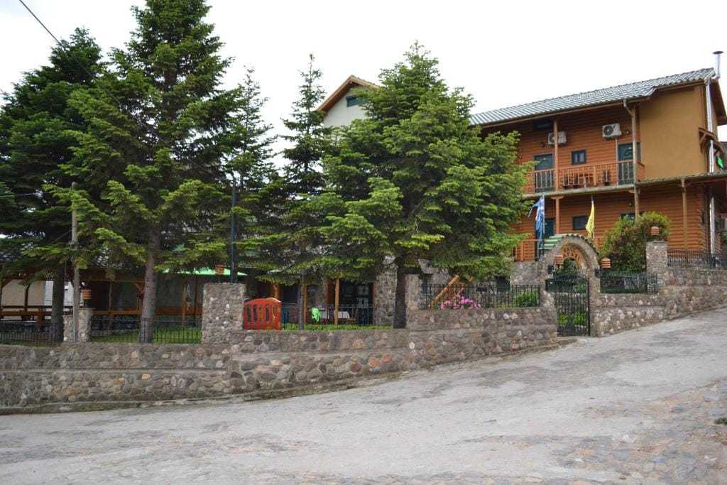 Chalet Safari - Hôtel 3 étoiles, Aisími, Aisími - photo 1