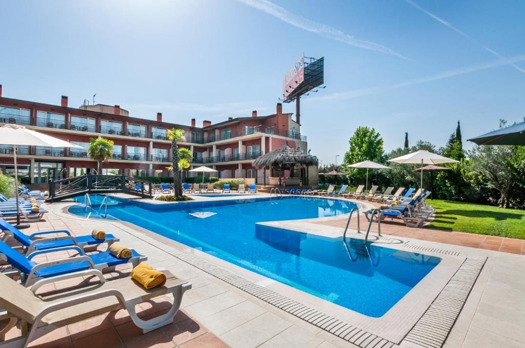 Hotel Isla de La Garena - 4-star hotel in Alcalá de Henares, Alcalá de Henares - photo 1