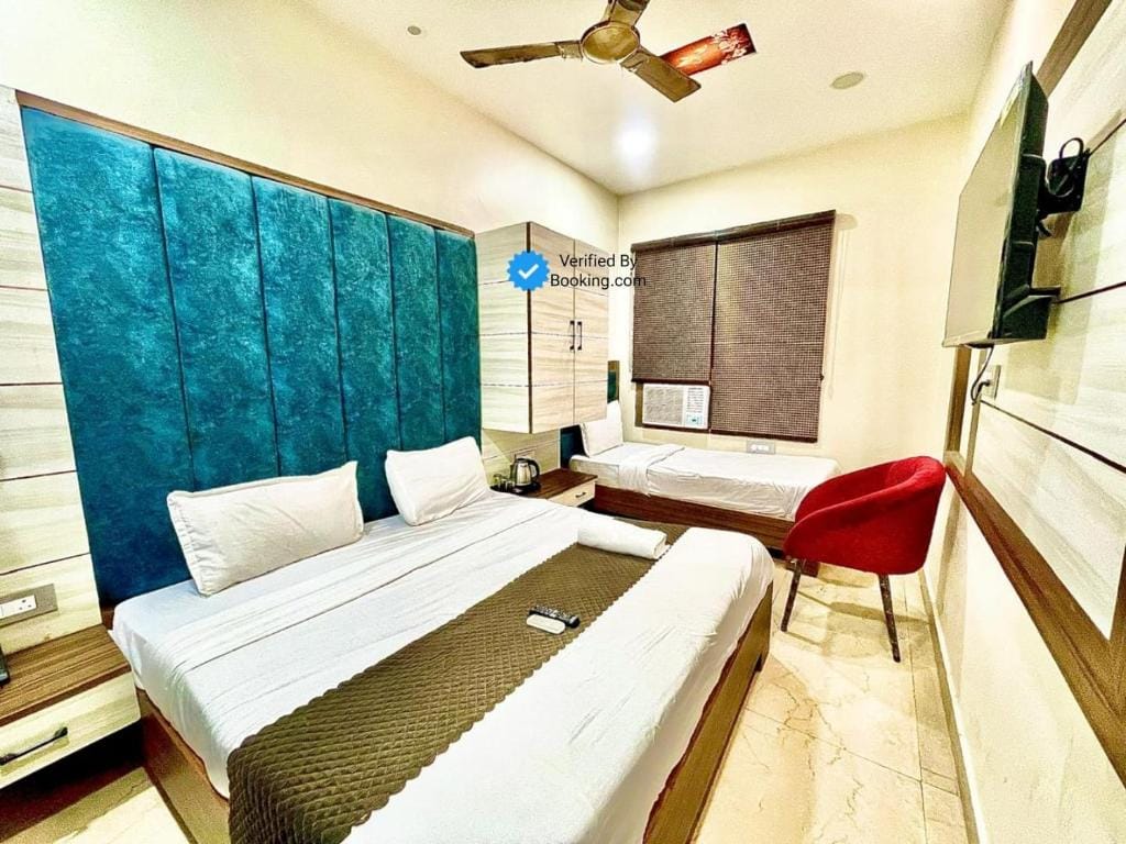 BLACKWOOD -140 Metres- Near Golden Temple - Hotel de 3 estrellas en Amritsar, Amritsar - photo 1
